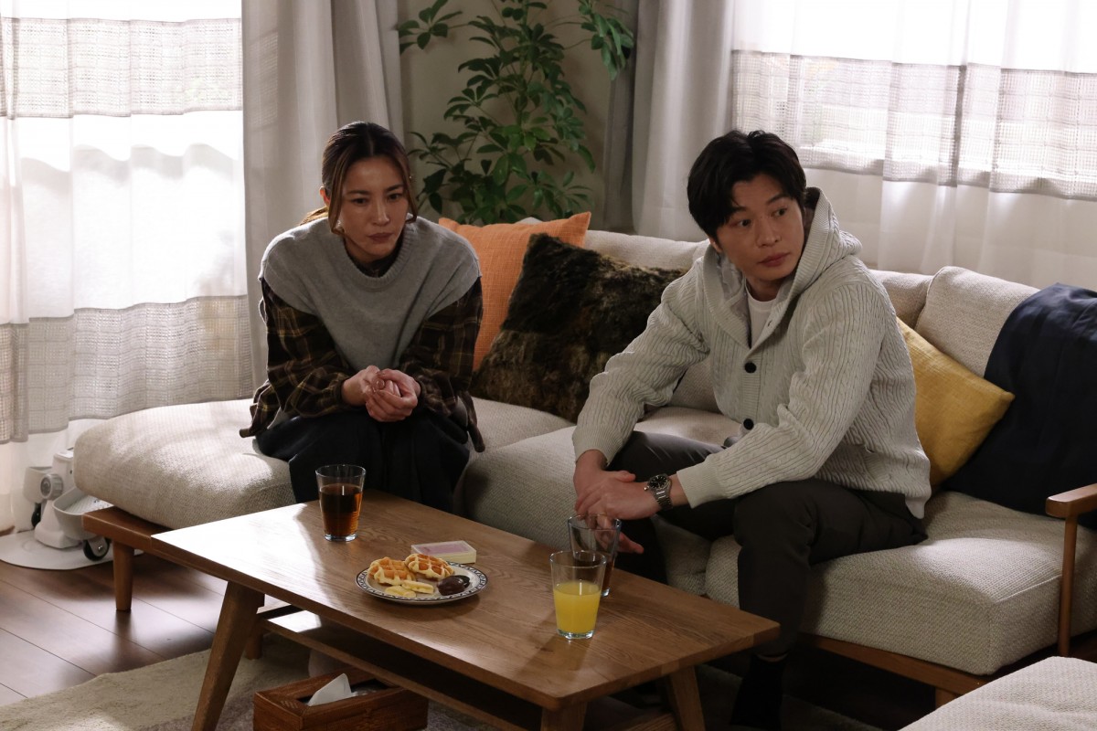 『アンサンブル』最終回　“瀬奈”川口春奈＆“真戸原”松村北斗がキス「美しすぎる」「綺麗」の声