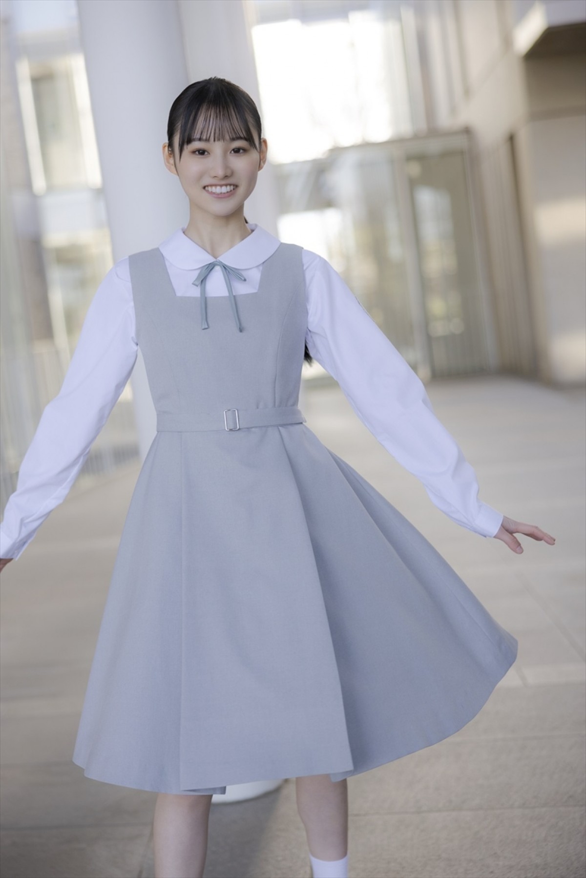 日向坂46五期生・大田美月、高井俐香の撮り下ろし写真&手書きプロフィール公開