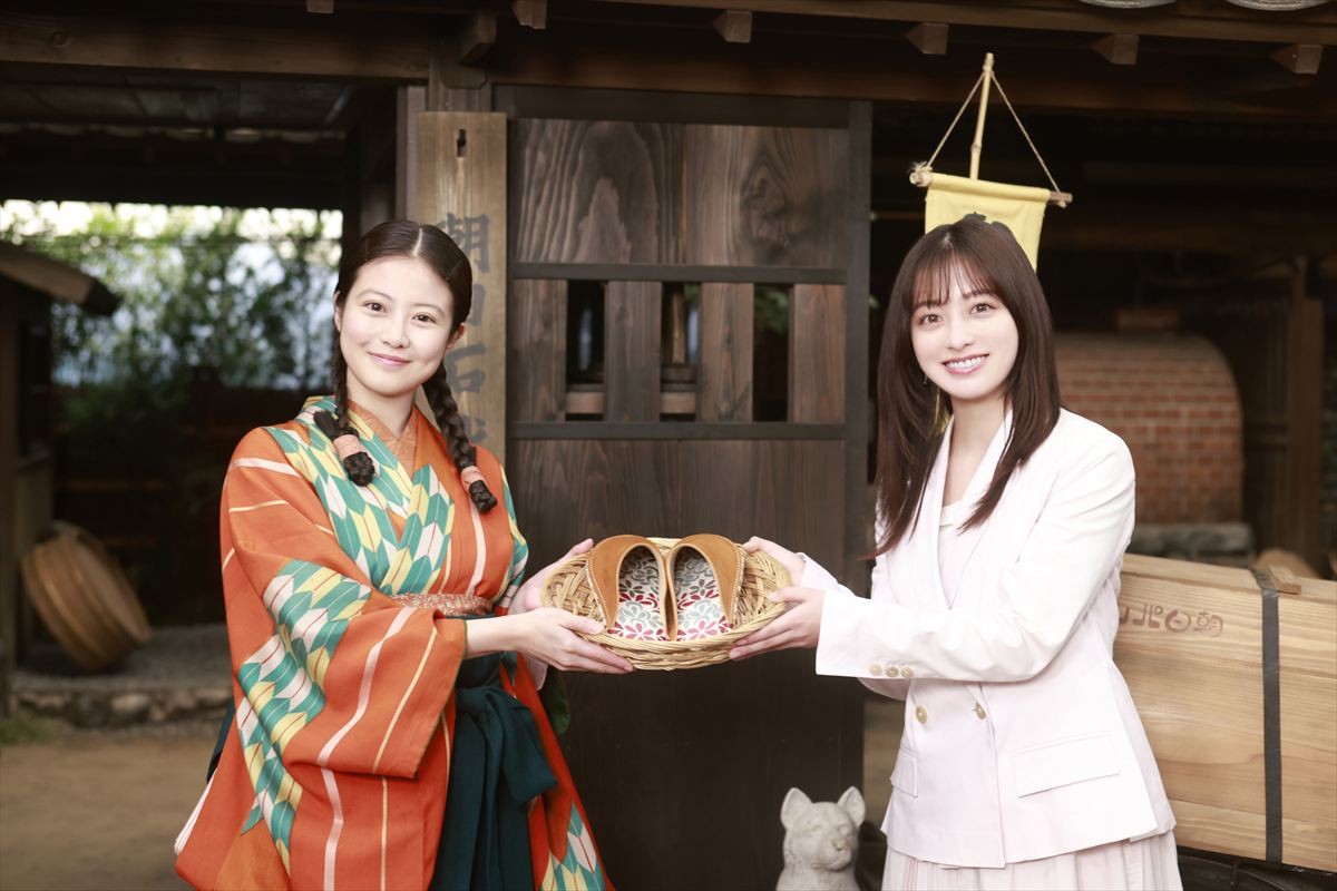 橋本環奈、次期朝ドラヒロイン・今田美桜へエール「よく食べてよく寝て」バトンタッチセレモニー開催