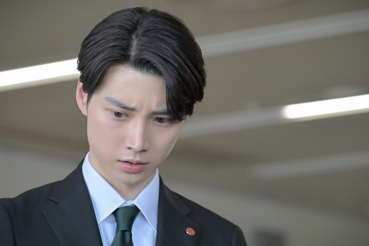 『クジャクのダンス、誰が見た？』第8話　“心麦”広瀬すず、刑事“赤沢”藤本隆宏に事件の見直しを求める