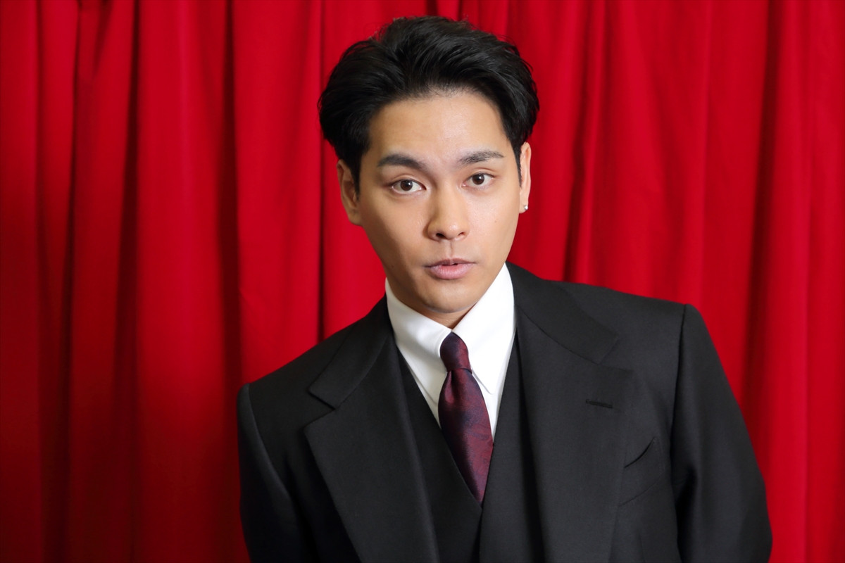 柳楽優弥＆吉岡里帆『ガンニバル』ネタバレ対談　「ずっと良い関係」だった夫婦役を回顧