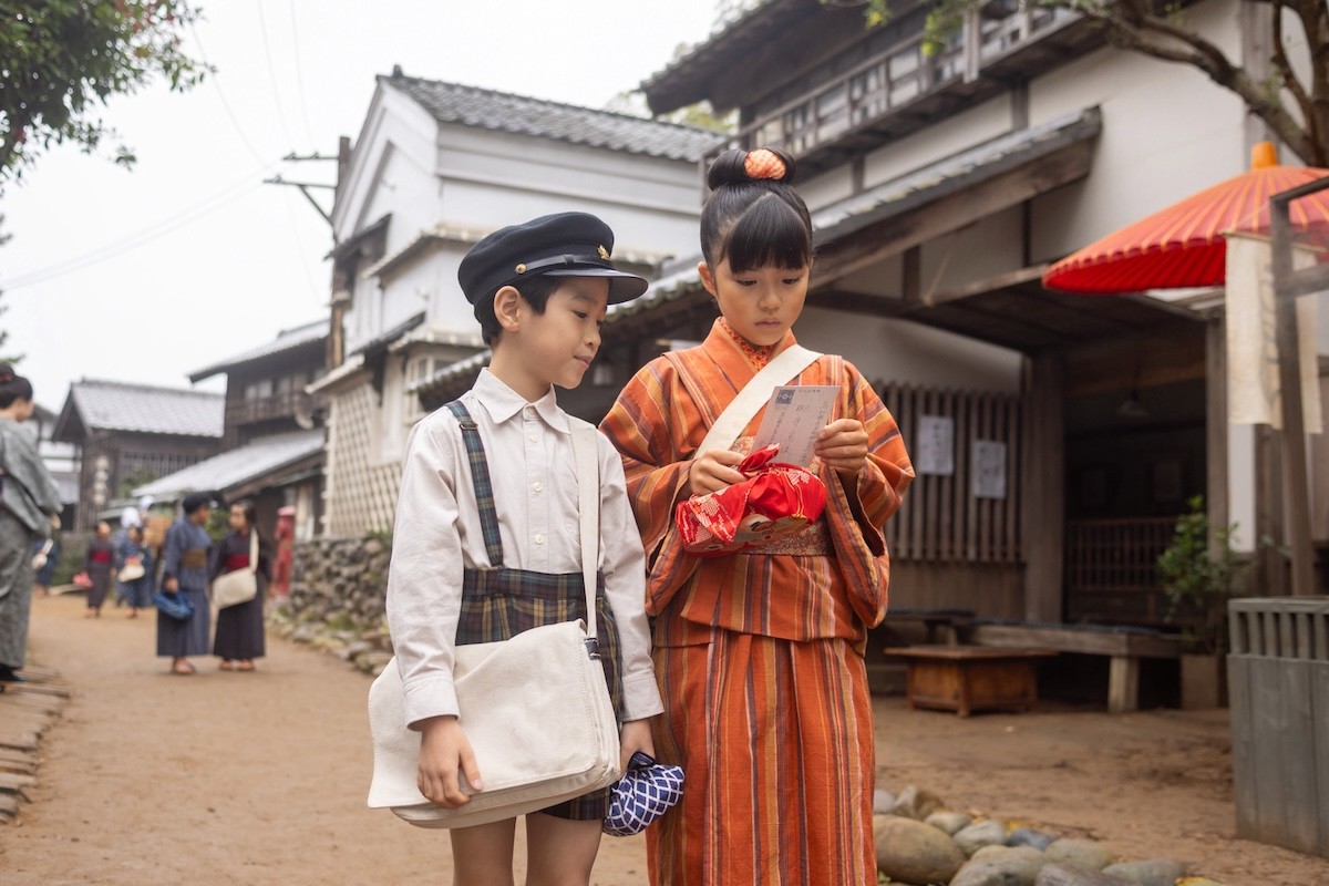 明日の『あんぱん』“嵩”木村優来、母“登美子”松嶋菜々子を探すため高知の町へ向かう