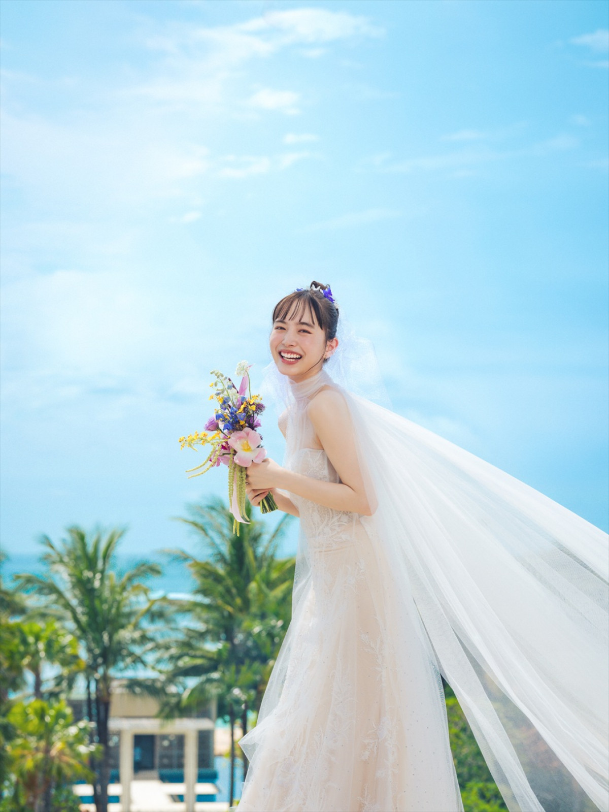 「ゼクシィ海外リゾートウエディング2025 Summer & Autumn」より井桁弘恵