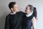 （左から）ラミ・マレック、レイチェル・ブロズナハン