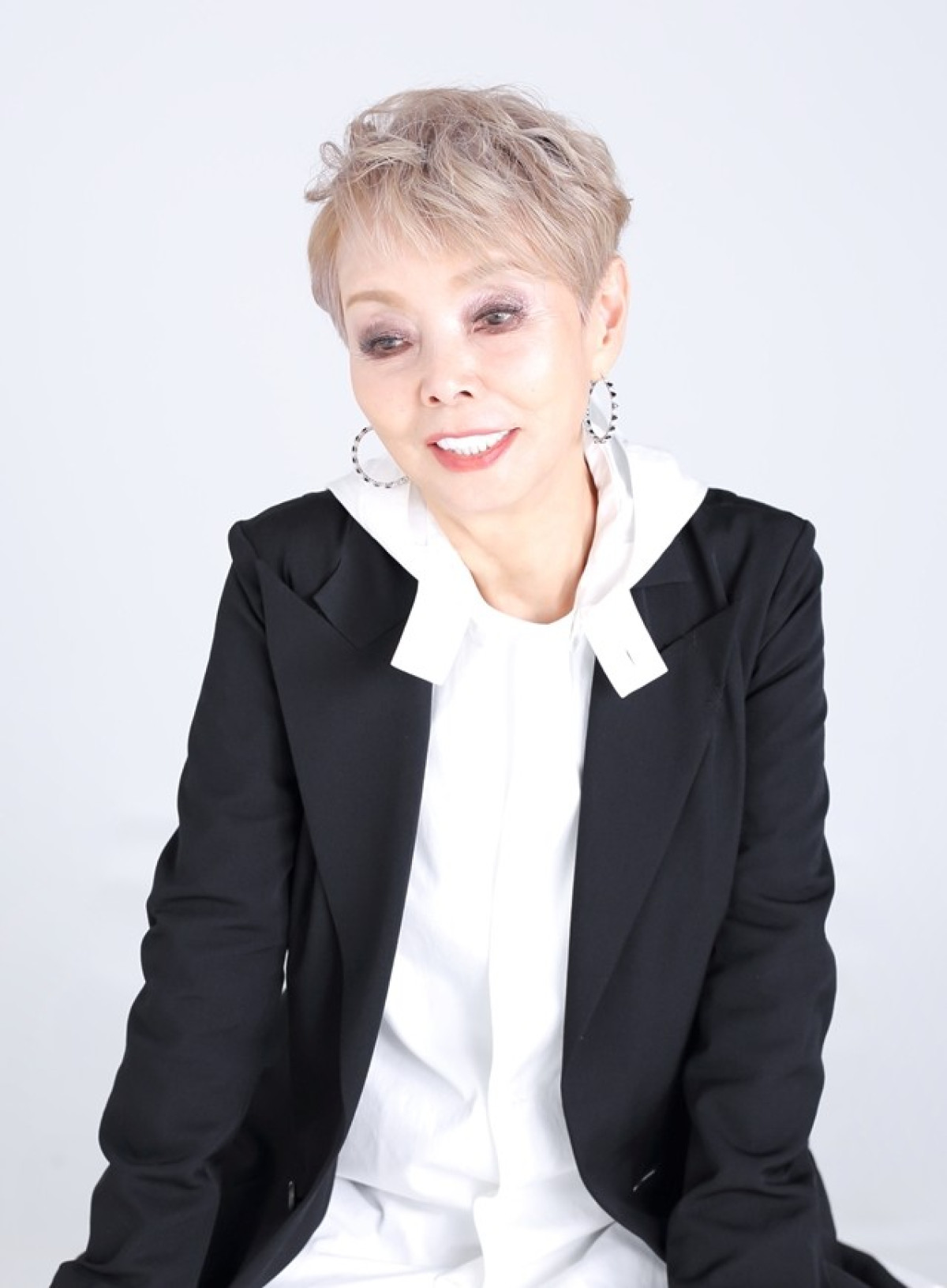 研ナオコ、「中途半端にやるのだったら、やらない方がいい」　全力投球の芸能生活55年、転機となった出会いとは？