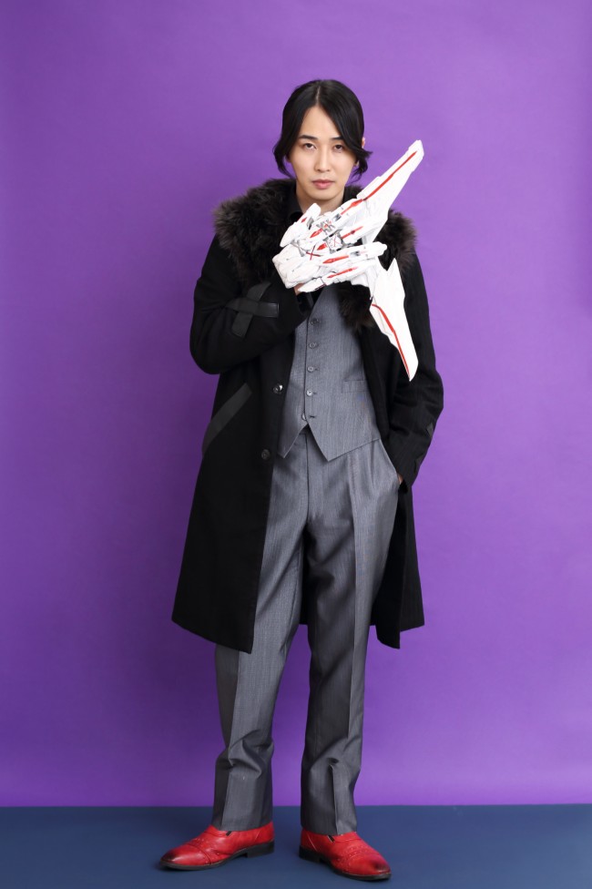 写真）『ゴジュウジャー』吠の兄“クオン”演じるカルマ 100万人超