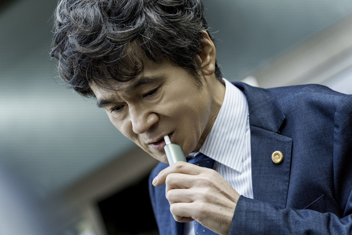 『金子差入店』主演・丸山隆平の日常を揺るがす！　岸谷五朗、甲本雅裕、北村匠海の場面写真を解禁