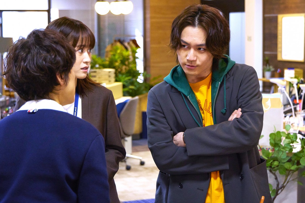 ドラマ『人事の人見』第1話より