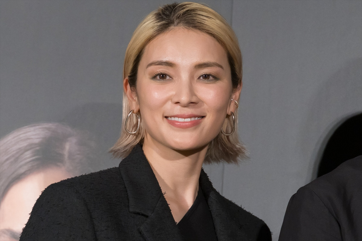 JO1・佐藤景瑚、アメリカでクモに噛まれたと報告　「寝たら、体がこんなになっちゃって」肉体アピール