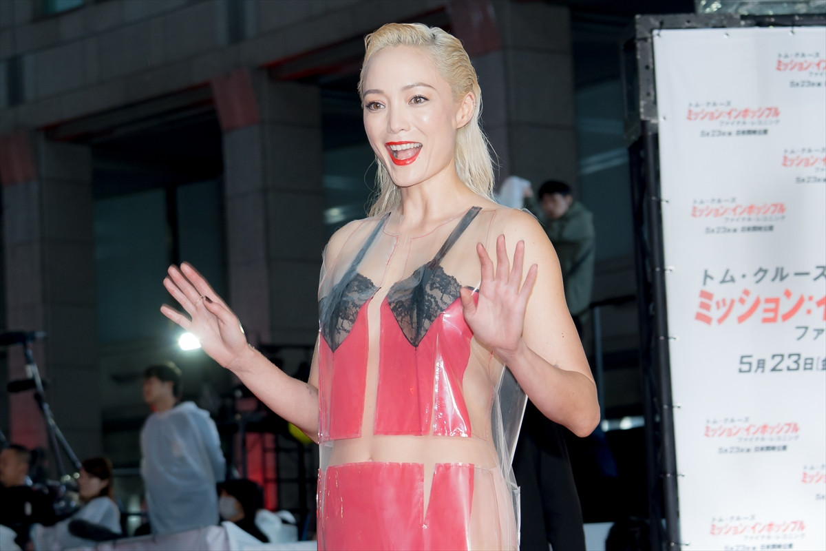 トム・クルーズ、25回目の来日　東京都庁に登場「日本が大好きです」