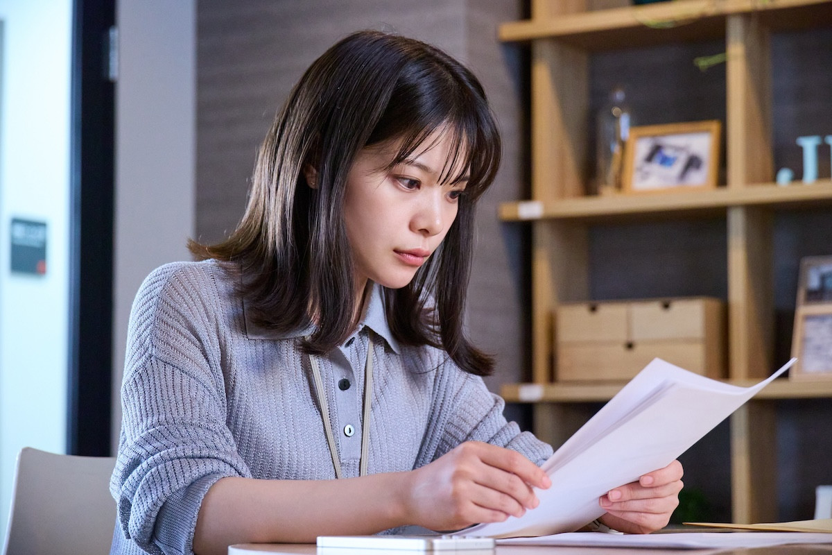 『恋は闇』第5話　“万琴”岸井ゆきののもとに“浩暉”志尊淳に関する異様な情報が次々と舞い込む