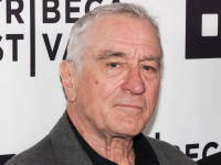 ロバート・デ・ニーロがトランスジェンダー告白の娘をサポートを表明「何がそんなに大問題なのか分かりません」