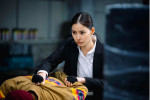 ドラマ『DOPE　麻薬取締部特捜課』に出演する新木優子