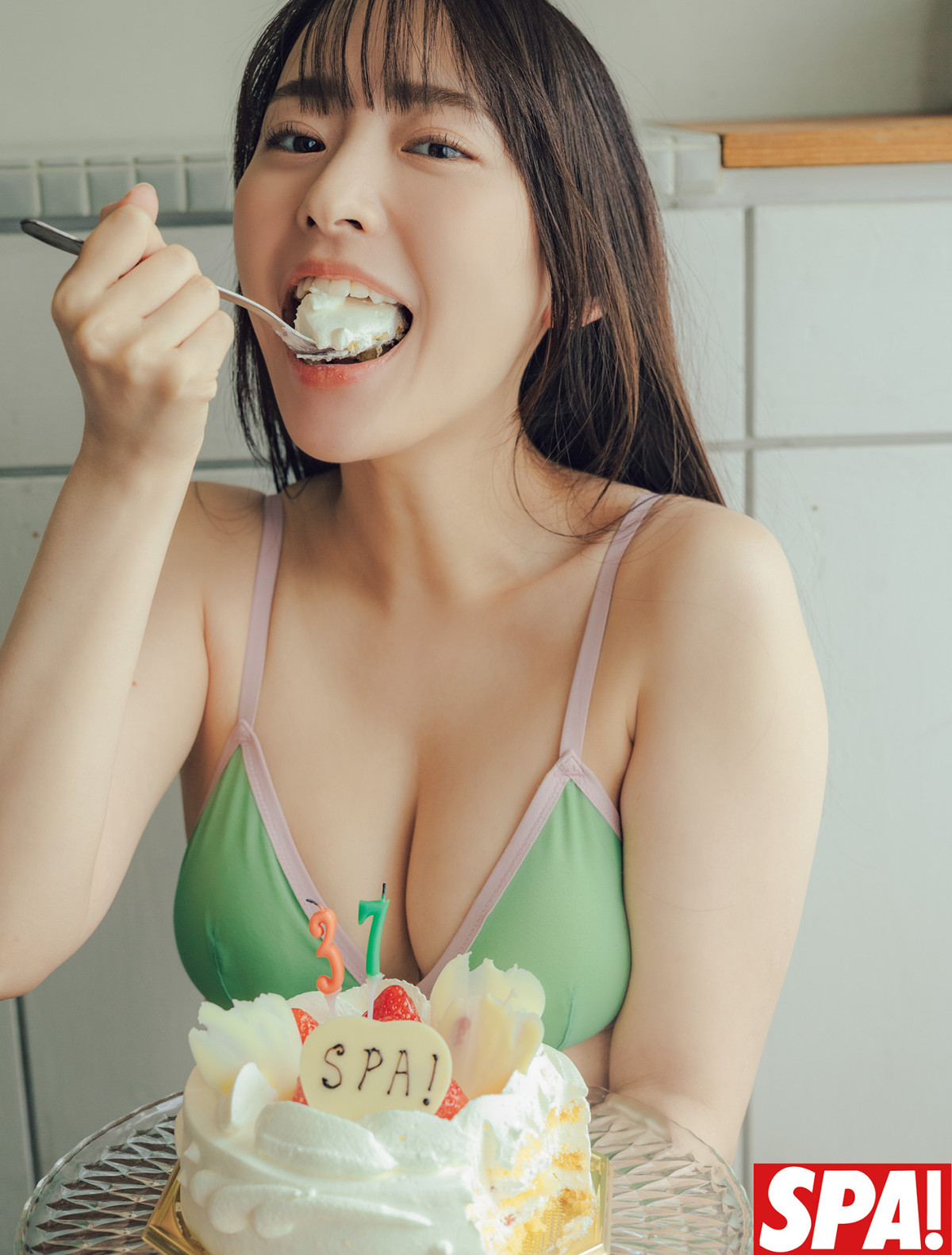 “令和のグラビアクイーン”田中美久、圧巻のグラビア「SPA！」創刊記念号