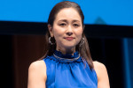 忍足亜希子、第34回日本映画批評家大賞授賞式に登場