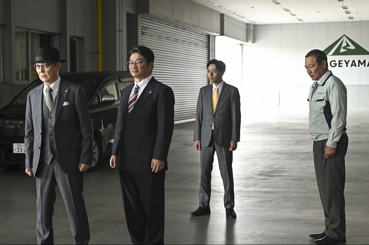 『キャスター』第9話　“進藤”阿部寛、スキャンダル発覚後も取材を継続　番組を揺るがす大事件が発生