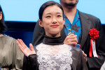 河合優実、第34回日本映画批評家大賞授賞式に登場