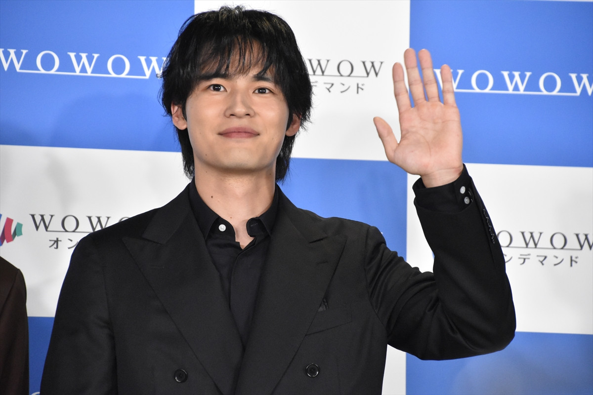 水上恒司、安田顕の“セリフ飛ばし”“徘徊”を暴露　空き時間中もずっと観察