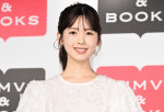 乃木坂46・筒井あやめ、1st写真集「感情の隙間」発売記念記者会見に登場