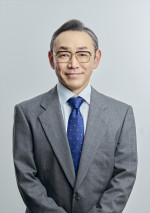 ドラマ『恋愛禁止』に出演する石井正則