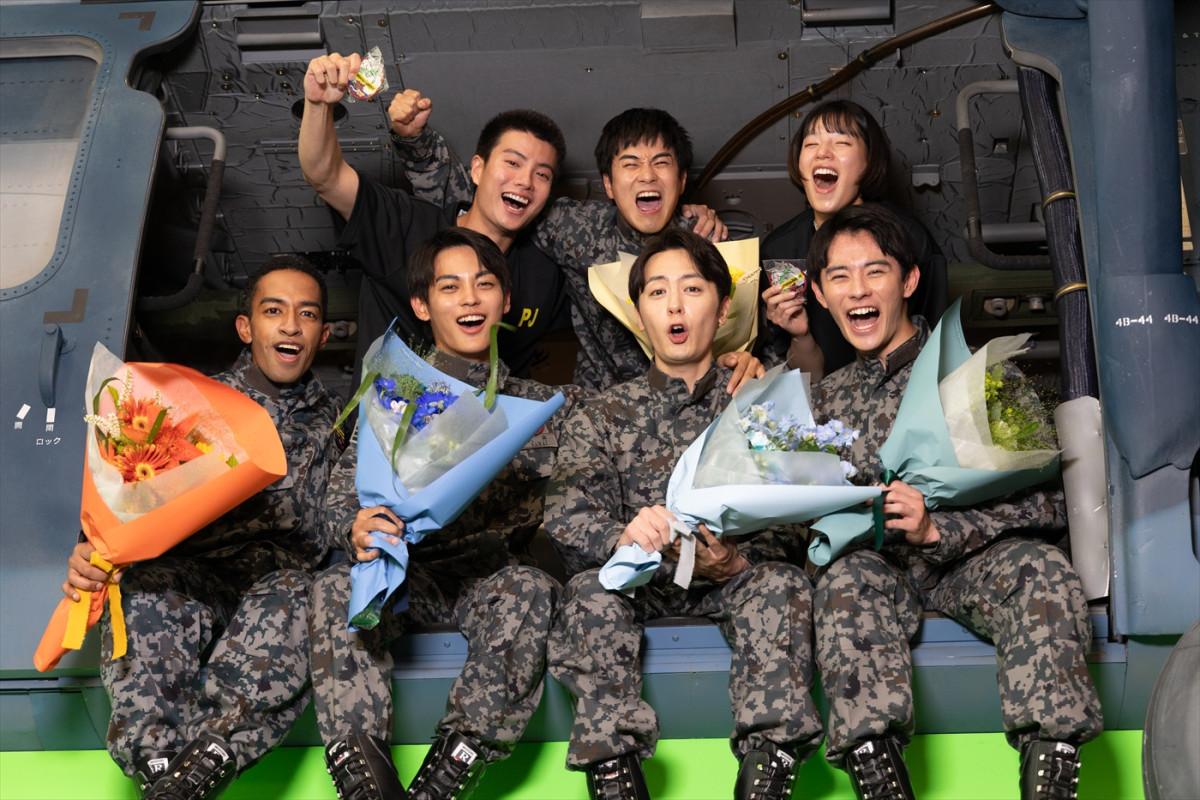 今夜最終話、内野聖陽主演『PJ ～航空救難団～』撮了！　絆を深めた神尾楓珠、石井杏奈、草間リチャード敬太らのコメントも