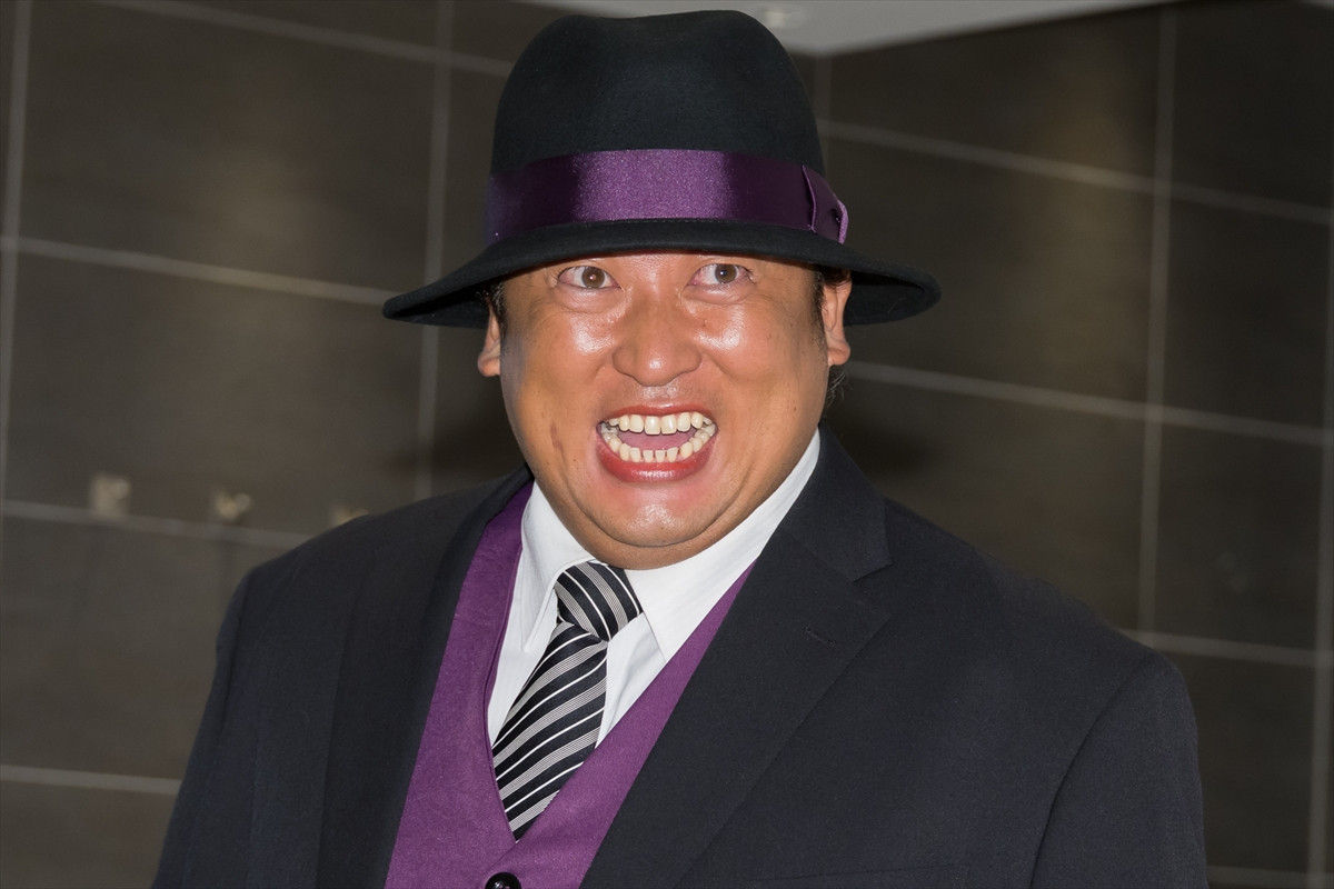 ロバート・秋山竜次「何年間も『喪黒じゃん』って言われていた」『笑ゥせぇるすまん』喪黒福造役に自信