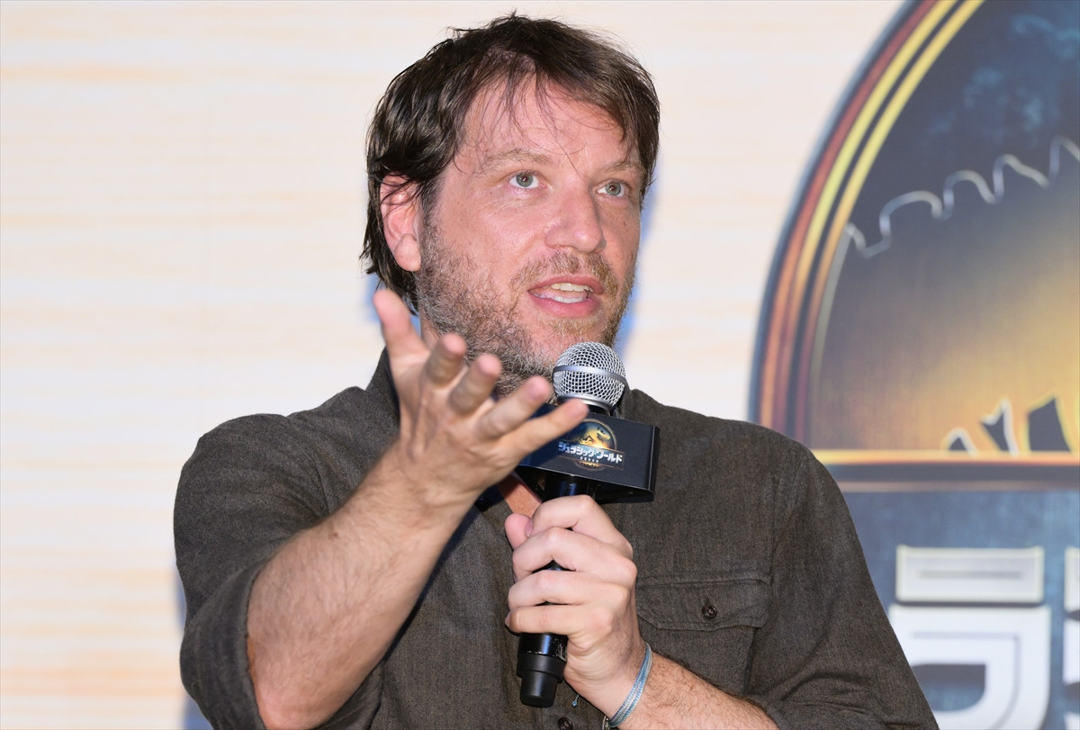 『ジュラシック・ワールド』ギャレス・エドワーズ監督が来日　憧れのスピルバーグとの秘話を明かす「非現実的な体験」