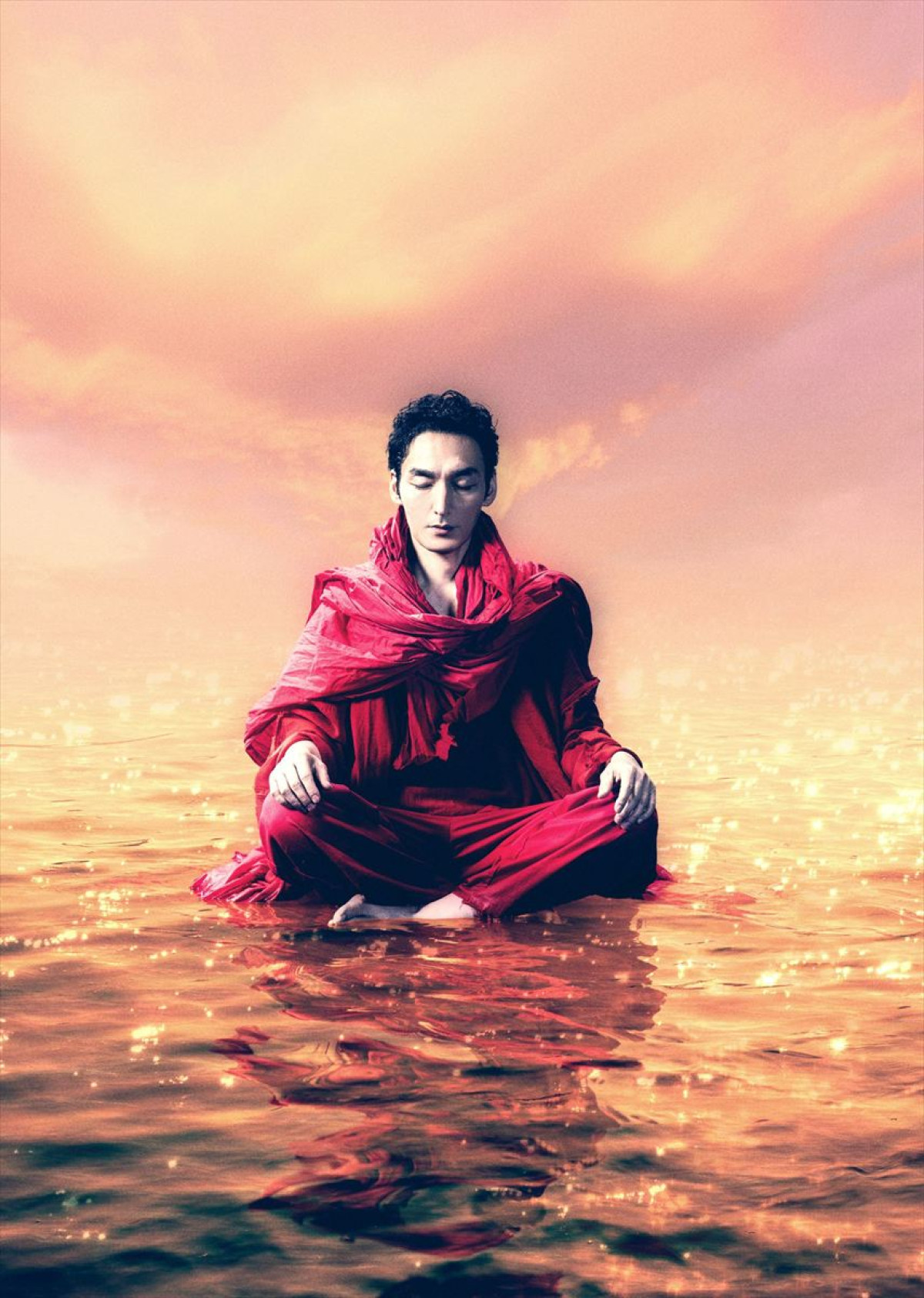 草なぎ剛、舞台『シッダールタ』で“悟りに至る求道者”熱演！　杉野遥亮、瀧内公美ら全キャスト解禁