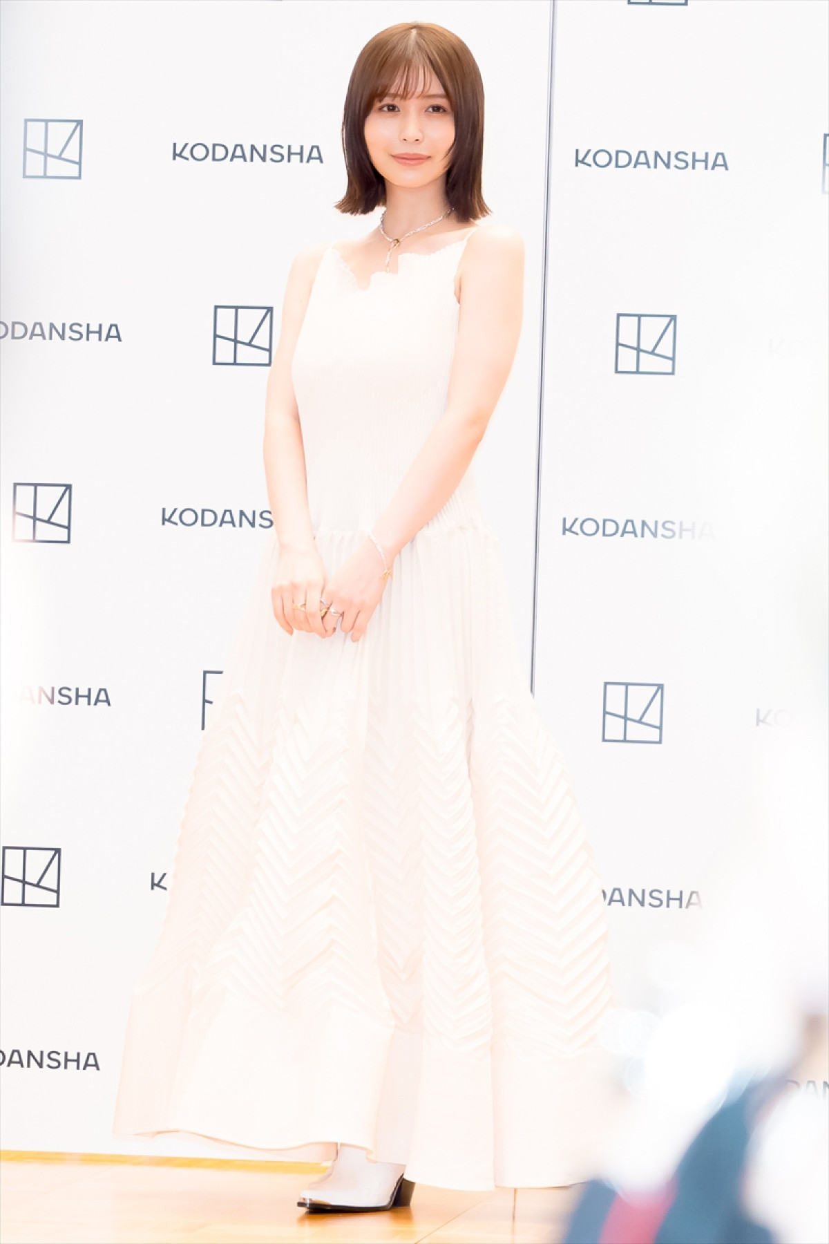 長濱ねる、8年ぶりの写真集　久しぶりの水着撮影は「等身大だけど美しいフォルムになったらいいなと」