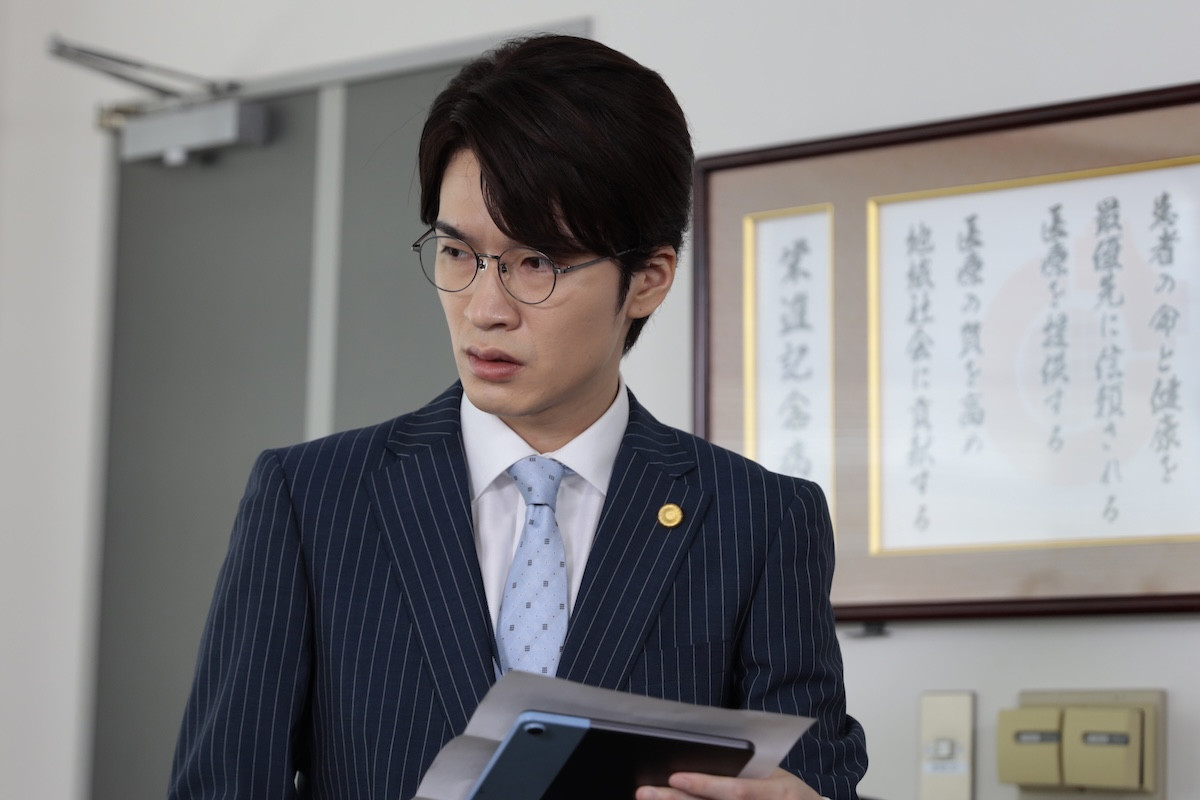 『誘拐の日』第4話　“新庄”斎藤工、“凛”永尾柚乃の頭脳に秘められた驚くべき事実を知る