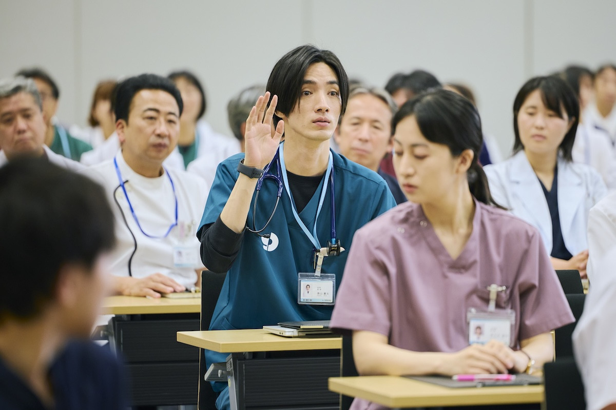 松本潤、初の医師役で“人”を診る総合診療医に　ヒューマン医療ドラマ『19番目のカルテ』今夜スタート