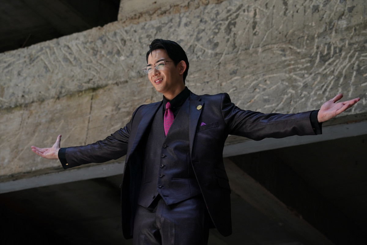竜星涼がひょう変？　『九龍ジェネリックロマンス』謎をまとうキーパーソン“蛇沼みゆき”の場面写真公開！
