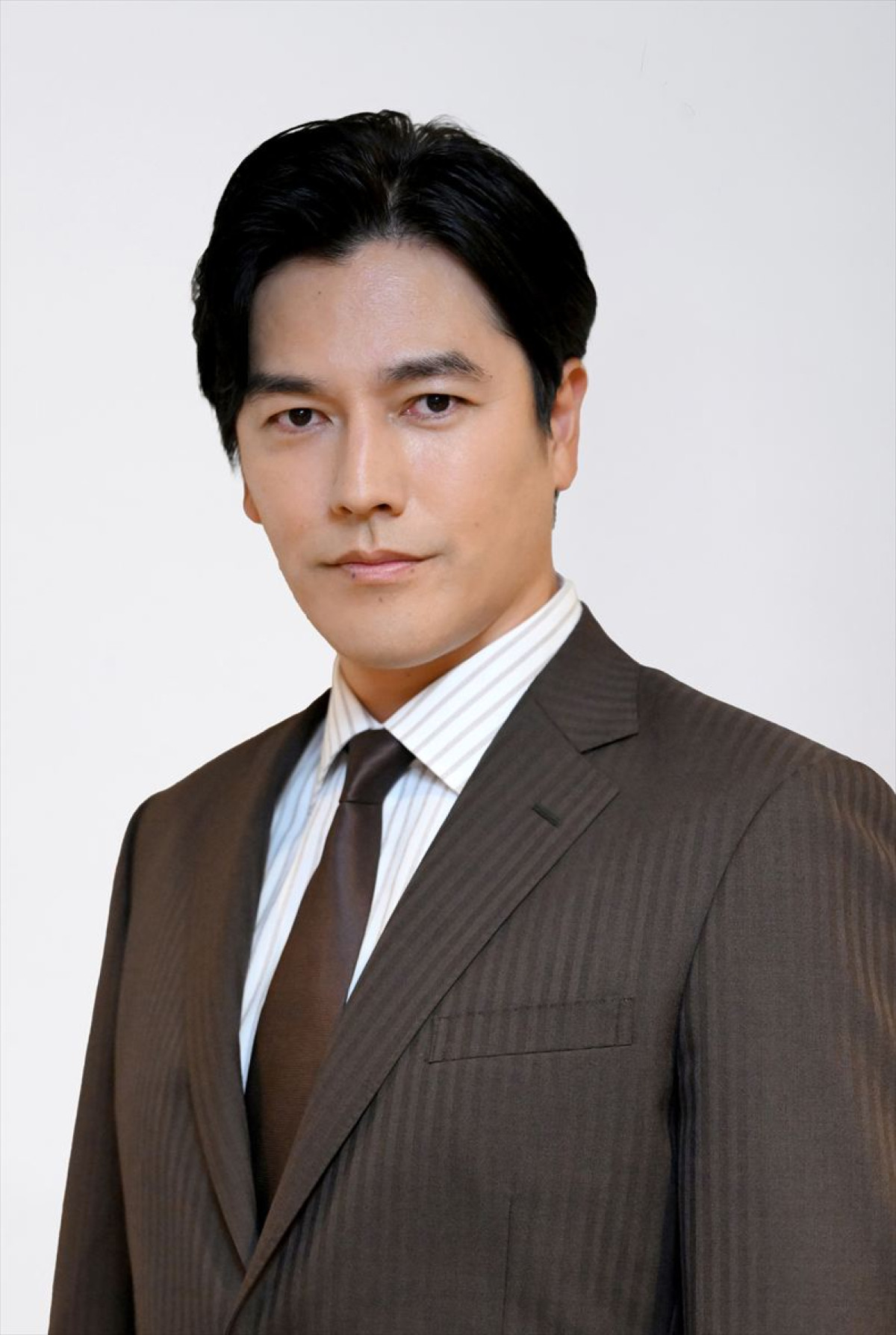 草なぎ剛主演ドラマ『終幕のロンド』、中村ゆり・塩野瑛久・要潤らレギュラーキャスト一挙解禁