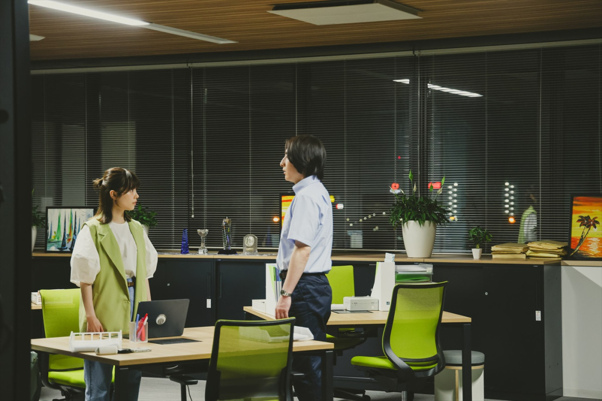 “乙葉”島崎遥香、「レンアイ」カミングアウト！　『もしレン』第4話場面写真到着　原作者書き下ろしイラストも