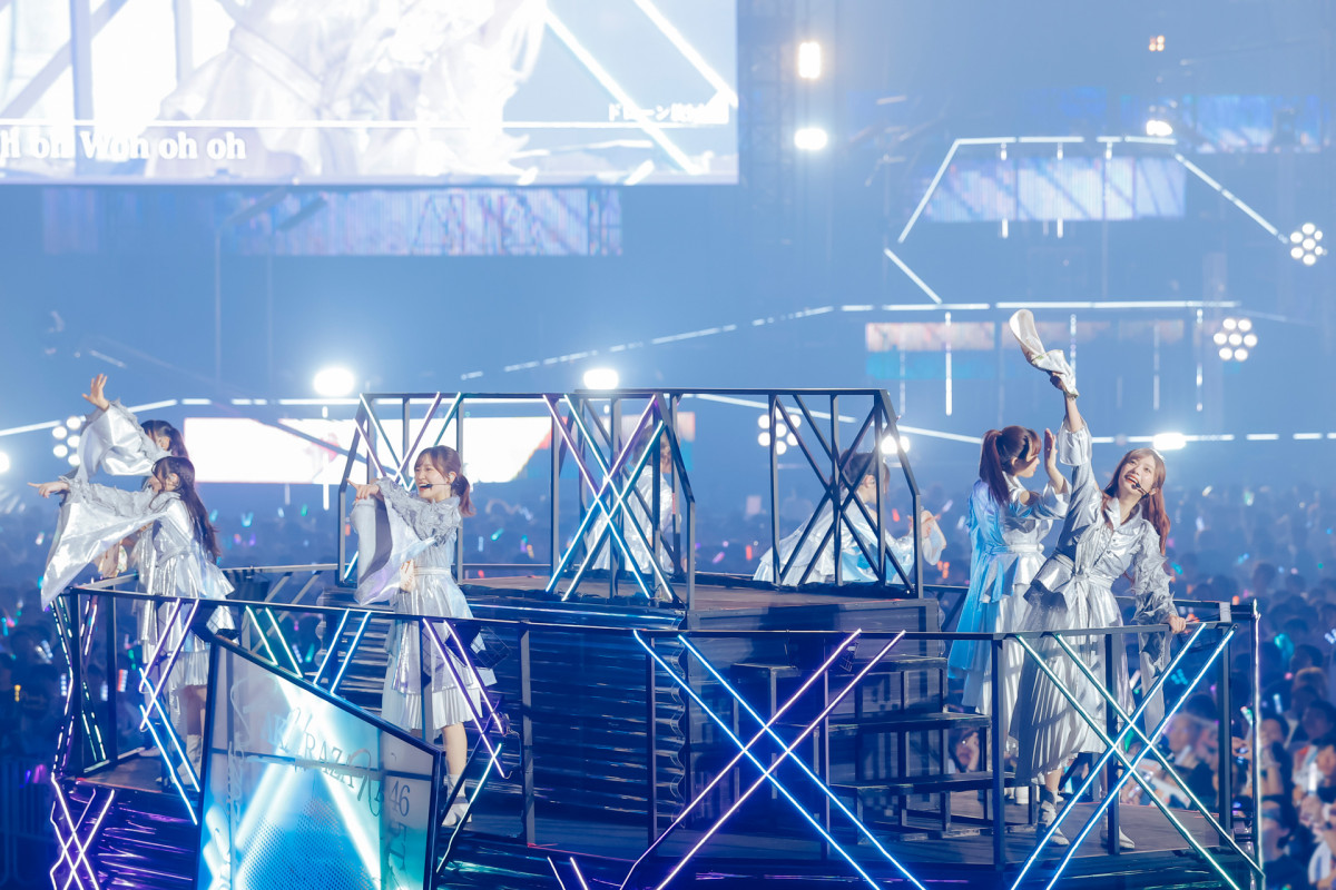 櫻坂46、“ほぼMCなし”の2時間40分　圧倒的パフォーマンスにBuddies熱狂