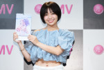 日めくりカレンダー2025『まいにちゆーの。』発売記念イベントに登場した大原優乃