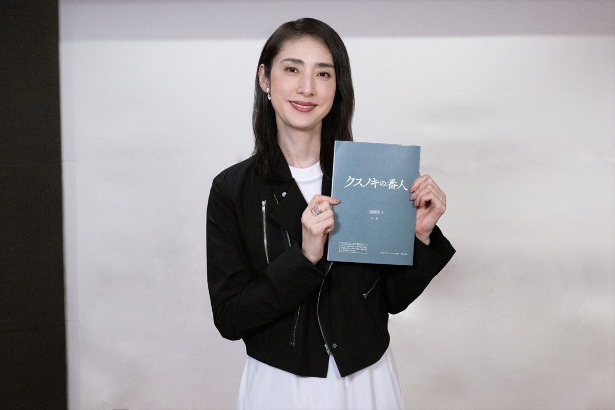 高橋文哉、東野圭吾原作アニメ映画『クスノキの番人』で主演！　共演に天海祐希　メイキングPV＆特報解禁　公開は来年1.30