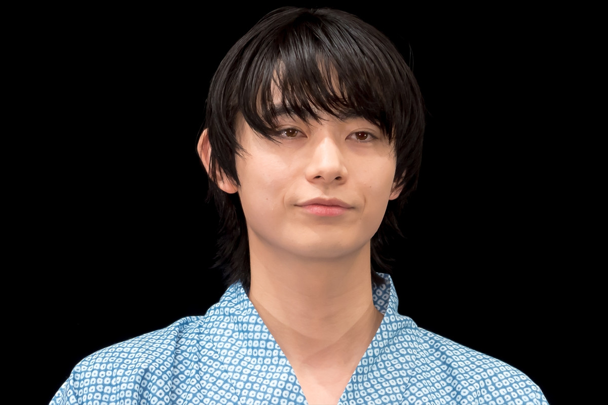 Snow Man・宮舘涼太、難役で長ぜりふにも挑戦「眉毛の演技にも挑戦しています」