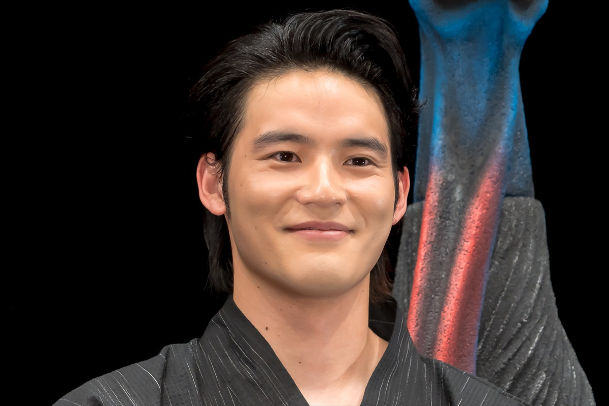 Snow Man・宮舘涼太、難役で長ぜりふにも挑戦「眉毛の演技にも挑戦しています」