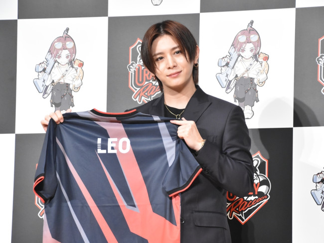 ⼭⽥涼介“LEO”、「Crazy Raccoon」加⼊発表記者会⾒に登場