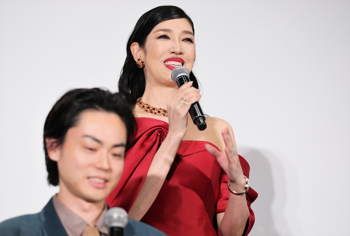 菅田将暉、三谷幸喜の脚本の魅力を語る　幾田りらの差し入れエピソードも明かす