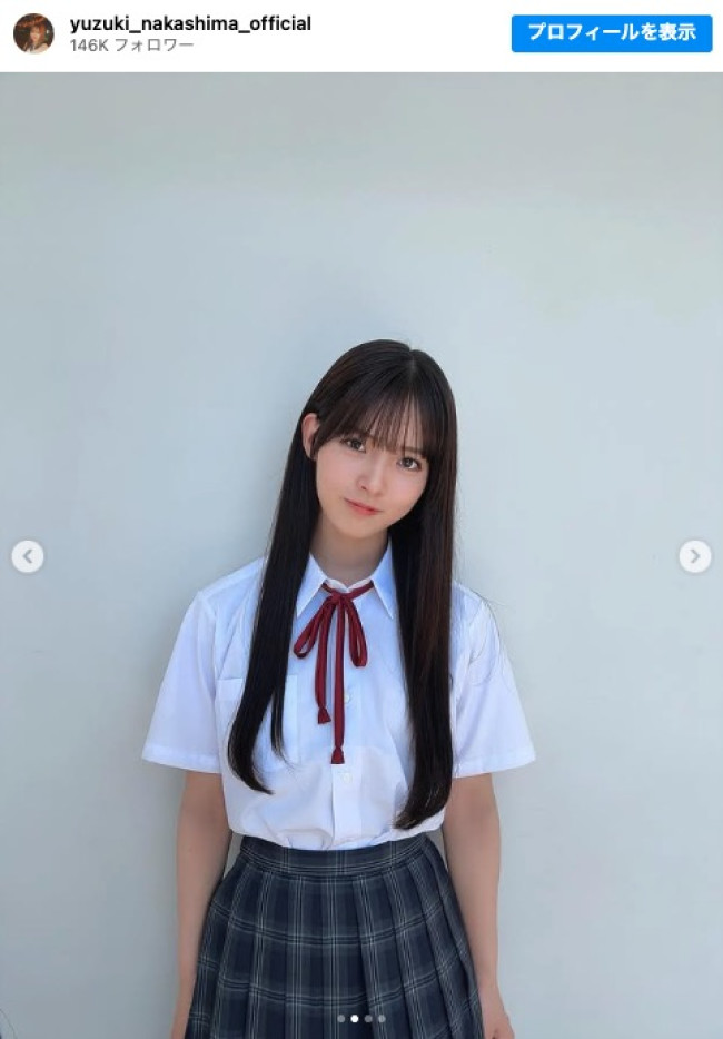 制服姿がかわいすぎる櫻坂46・中嶋優月　※「中嶋優月」インスタグラム