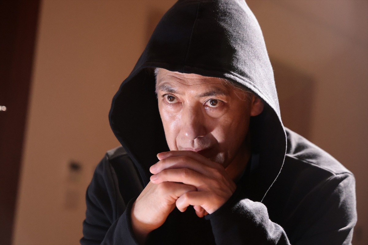 『最後の鑑定人』藤木直人、白石麻衣らクランクアップ！　最終話は“ラスボス” 堀部圭亮と対決へ
