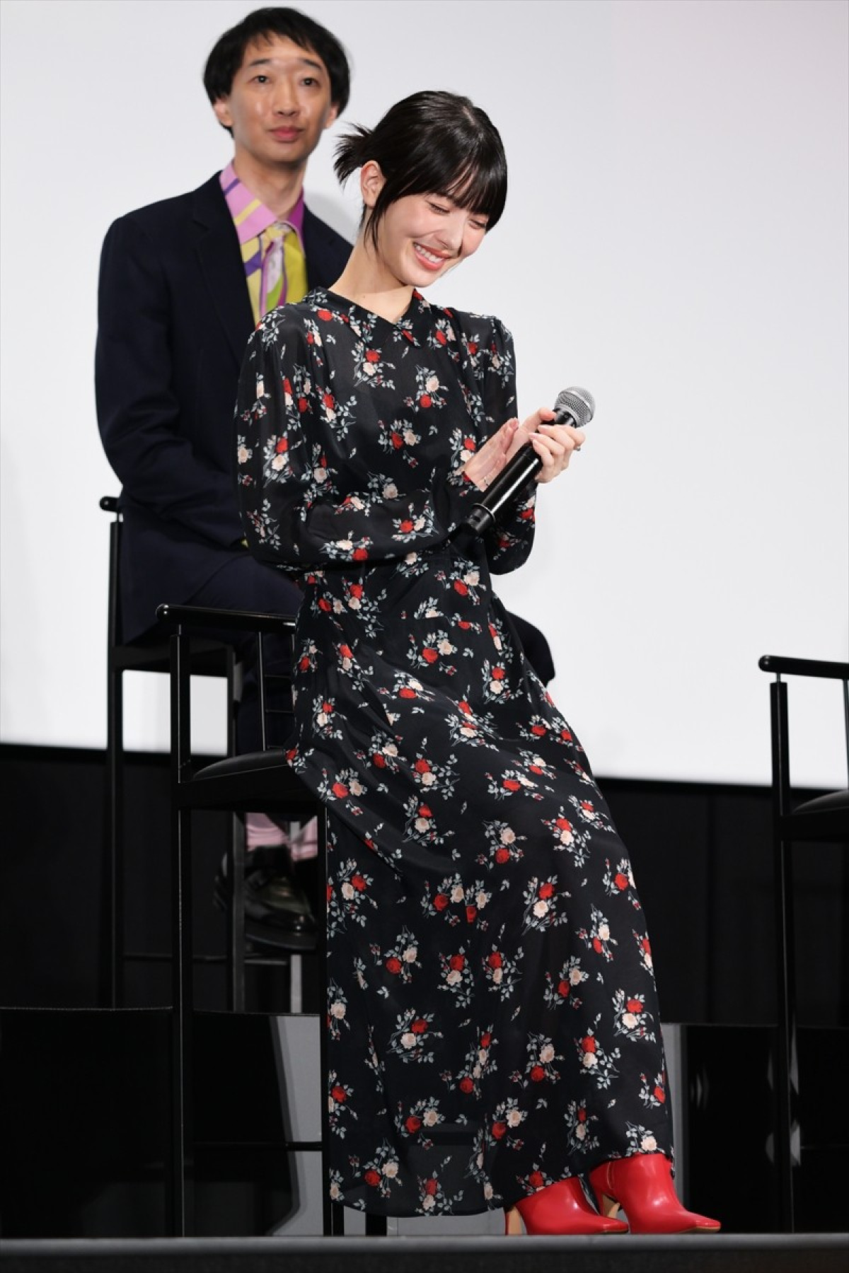 三谷幸喜、25年ぶりフジ連ドラ手掛け笑顔で「ただいま」　主題歌を手掛けるYOASOBIを絶賛