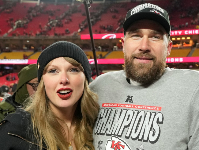 テイラー・スウィフト、婚約者トラビス・ケルシーのチームメイト妻の誕生日パーティーに参加