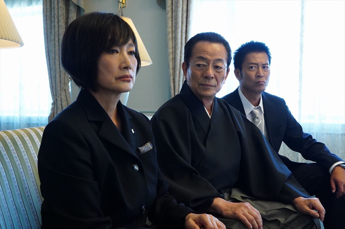 『相棒 season24』初回ゲストに“人間国宝の講談師役”片岡鶴太郎＆“敵か味方か…検事総長役”余貴美子が決定！