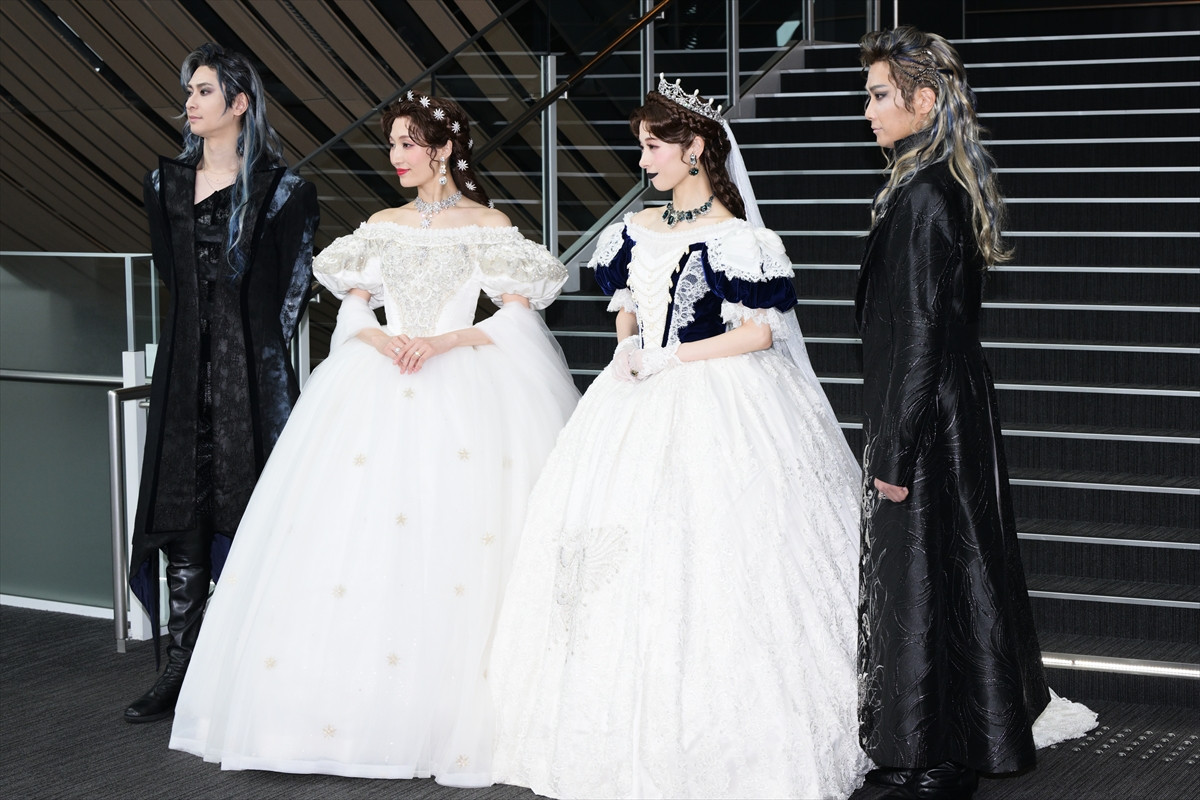 望海風斗&明日海りお、宝塚の同期でWキャスト実現に感慨「うるうるしちゃう」「すごく幸せだなと思いました」