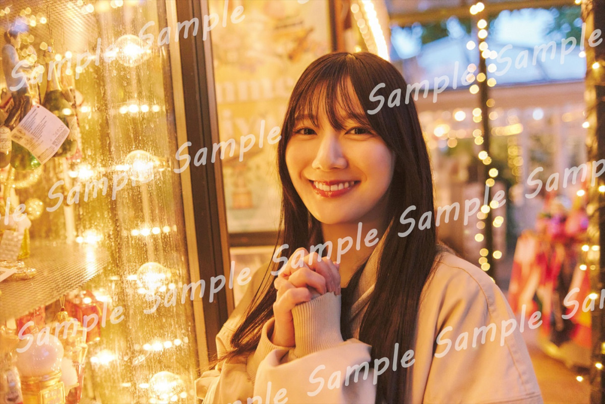 日向坂46・河田陽菜2nd写真集『テイクオフ』、紙面未掲載の書店別ポスター4種＆ポストカード特典14種絵柄解禁！