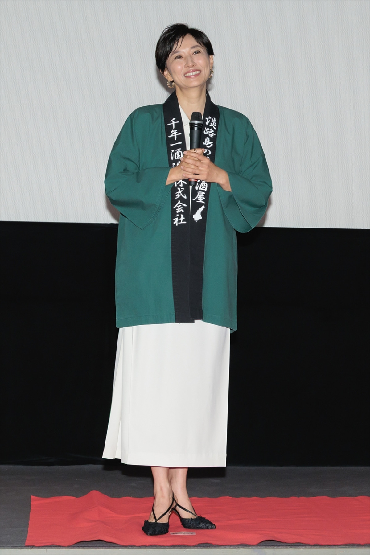 15年ぶり映画出演の菊川怜、日本酒片手にトークショー「ちょっと酔ってます」「何を言ってるのかだんだん分からなくなってきました」