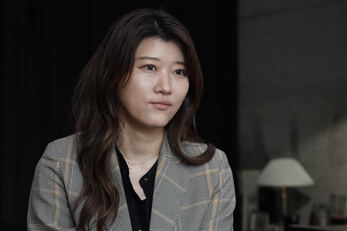 『娘の命を奪ったヤツを殺すのは罪ですか?』“レイコ”齊藤京子、“成瀬”白岩瑠姫からのハグに呆然「どういうこと?」「キュン」